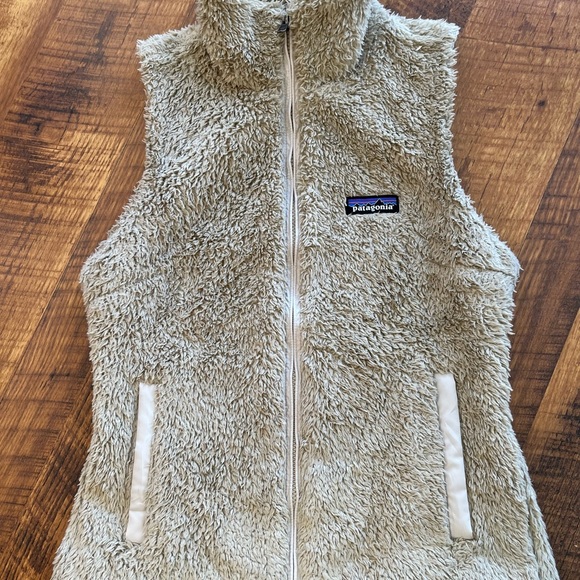 Patagonia Jackets & Blazers - Women's Los Gatos Fleece Vest